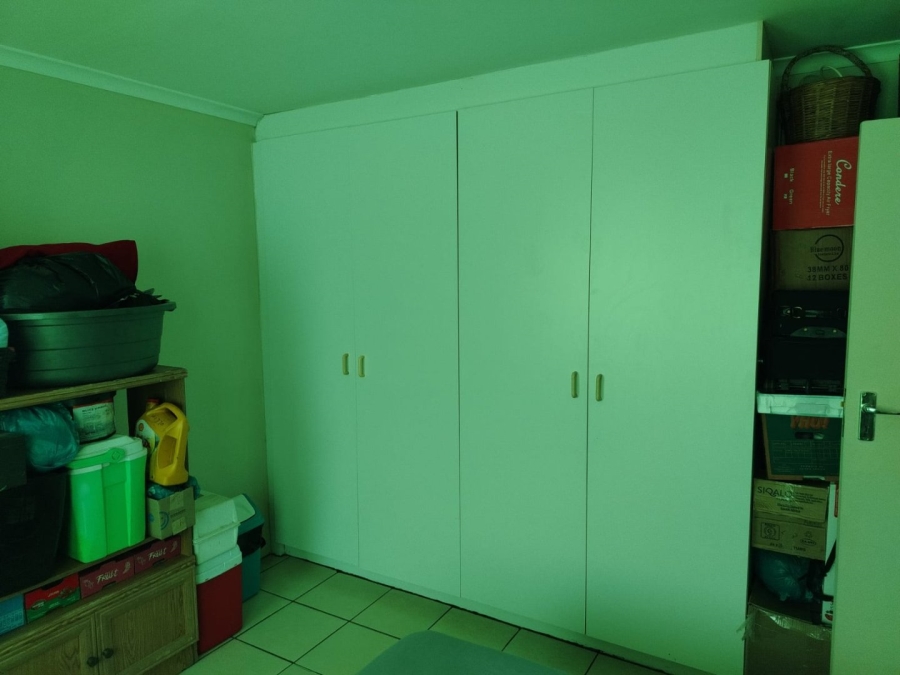1 Bedroom Property for Sale in Parow Western Cape